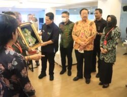 Erick Tohir dan Bupati Ikfina Hadiri Studium Generale 2022-2023 di Ubaya