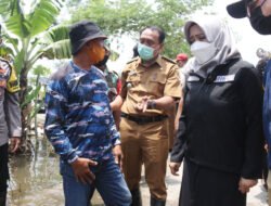 Banjir di Desa Betro dan Watesprojo, Bupati Ikfina Langsung Lakukan Hal ini