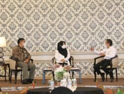 Bupati Mojokerto Hadiri Evaluasi Kepesertaan BPJS Kesehatan