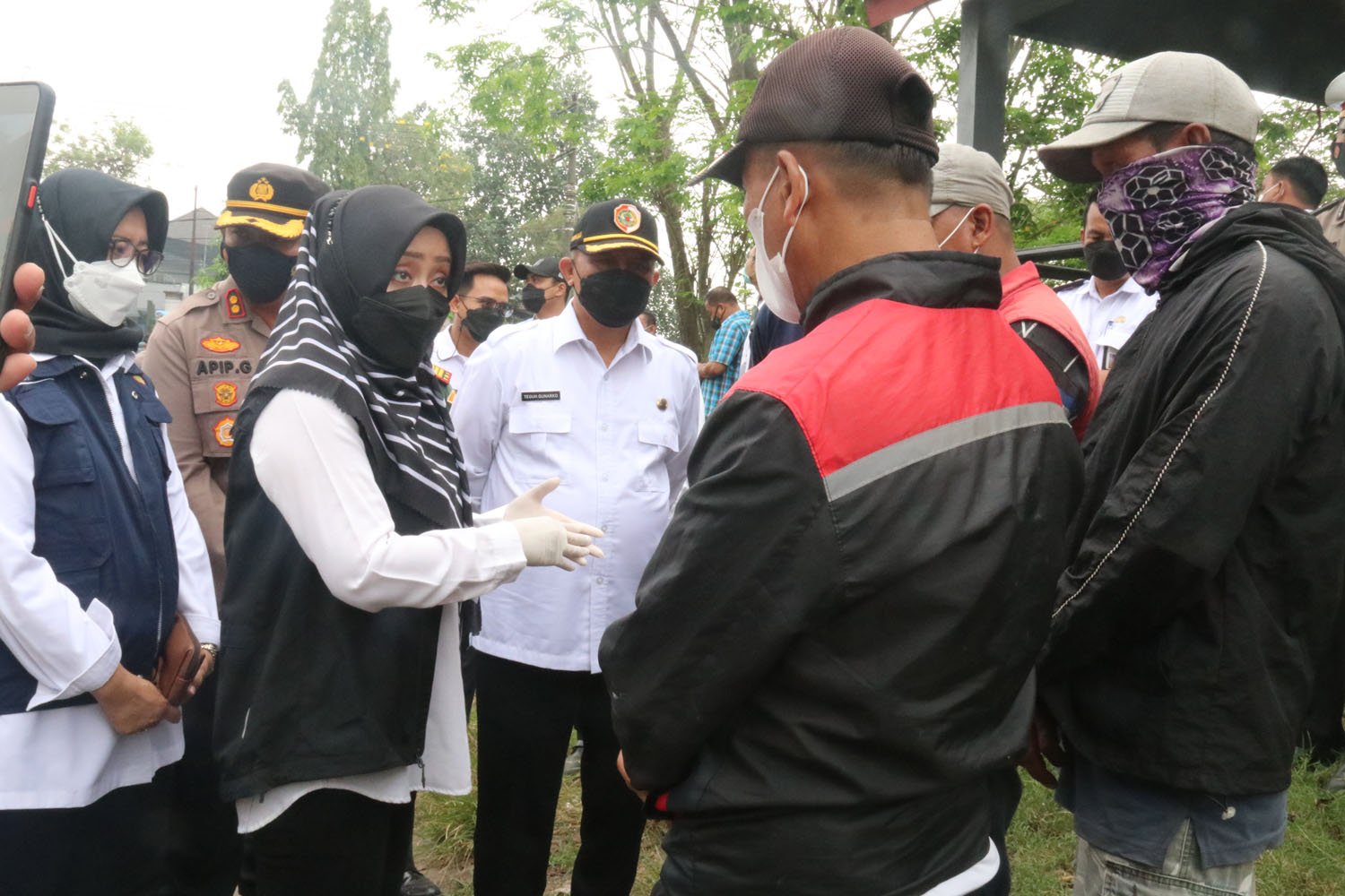 Masa Inkubasi, Bupati Ikfina Pastikan Stok Daging Aman