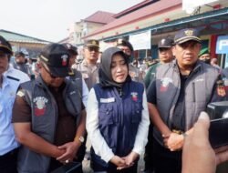Operasi Pasar Rokok Ilegal di Mojokerto