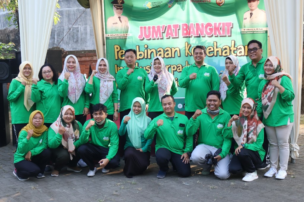 Bupati Ikfina Jumat Bugar di Dinas Kesehatan Kabupaten Mojokerto
