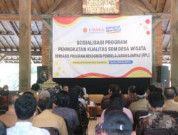 Hadiri Sosialisasi Peningkatan SDM Desa Wisata, Bupati Ikfina Himbau Tingkatkan Edukasi Melalui RPL
