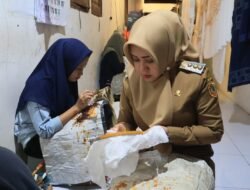 Bupati Ikfina Ajak Masyarakat Viralkan Batik Ulur Wiji