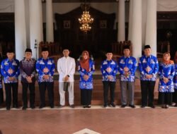 Bupati Ikfina Lepas Dan Beri Pemantapan 1.117 Jemaah Calon Haji Kabupaten Mojokerto