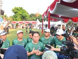 Pangdam Brawijaya Beserta Pj Gubernur Lepas Peserta Surabaya Medic Air Run 2024