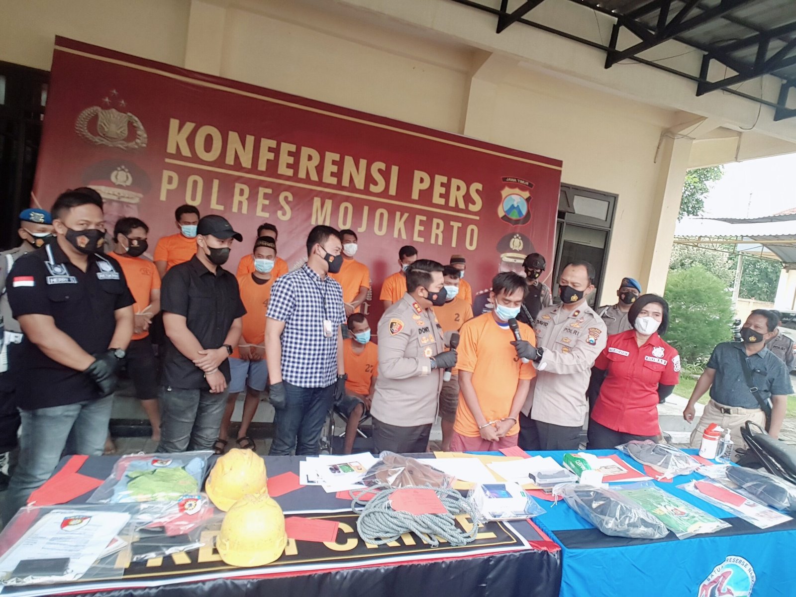 Pria ini Setubuhi Janda 51 Tahun, Bagaimana Modusnya?