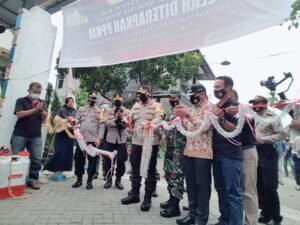 Kapolres Mojokerto Meninjau PPKM Skala Mikro dan Kampung Tangguh Semeru