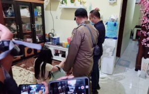 Wanita ini Pergoki Suaminya Mesum di Kamar Kos yang Ada di Kota Mojokerto