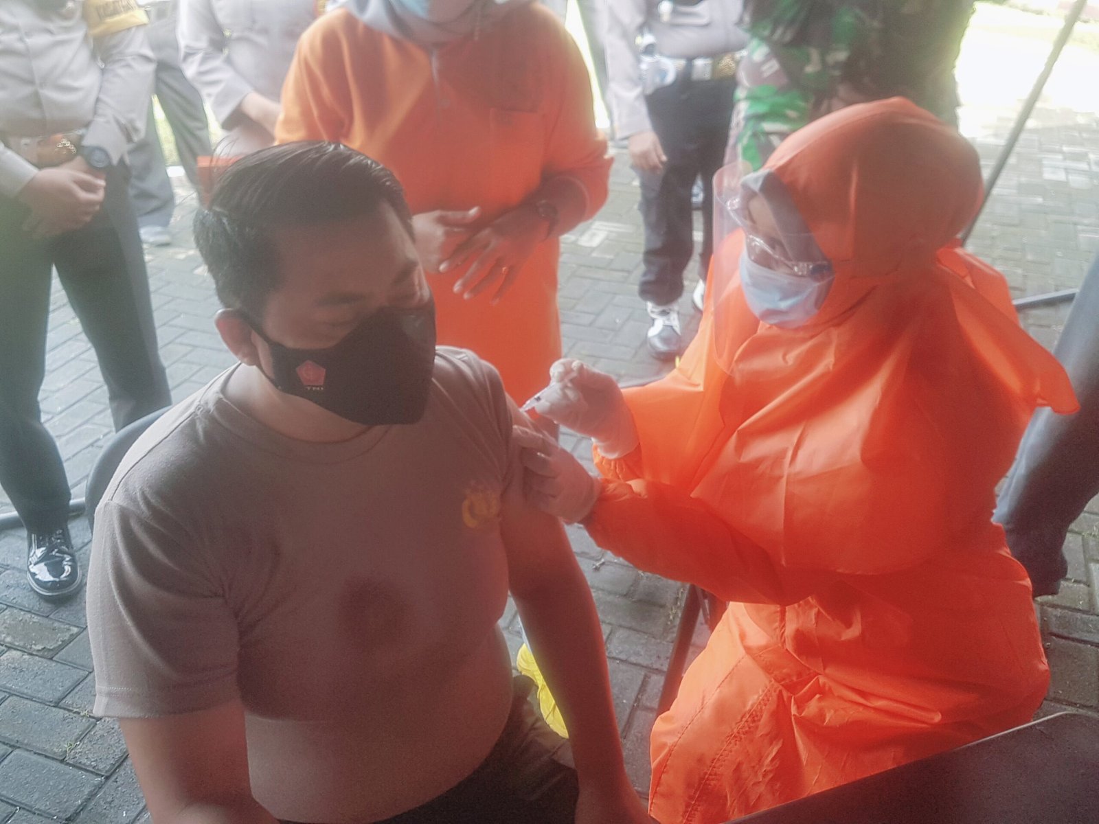 Polres Mojokerto Melaksanakan Penyuntikan Vaksin Covid-19 Serentak