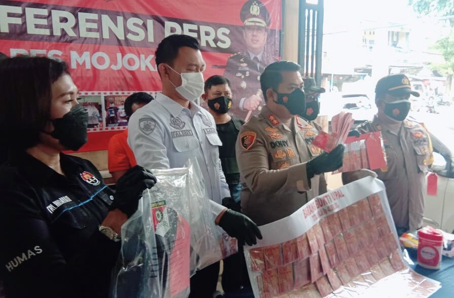 Uang Palsu Rp. 40 Juta Berhasil Diamankan Polres Mojokerto