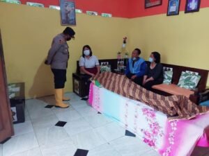 Pria di Mojokerto ini Ditemukan Tewas Gantung Diri