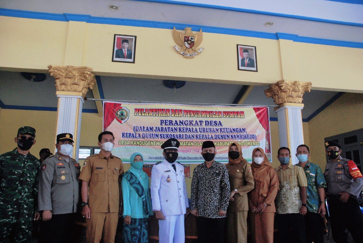 Kades Randugenengan Lantik Kasun Sambirejo, Kasun Sukosari dan Kaur Keuangan