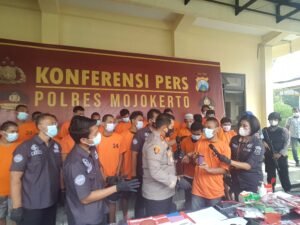 Polres Mojokerto Amankan 49,13 Gram Sabu & 31.675 Pil Double L dengan 25 Tersangka