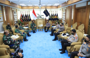 Kapolri Kunjungi Kepala Staf Angkatan Udara