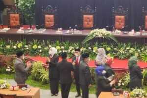 Sertijab Bupati Mojokerto, DPRD Gelar Paripurna Penyampaian Sambutan Bupati Terpilih