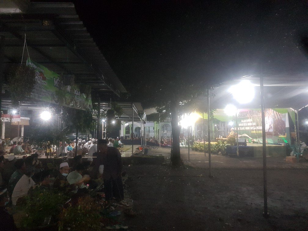 Kepala Desa Ngoro Suryo Prihatono Adakan Ruwah Desa