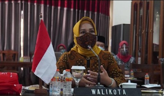 Ning Ita: Warga Bisa Sholat Ied dengan Prokes Ketat