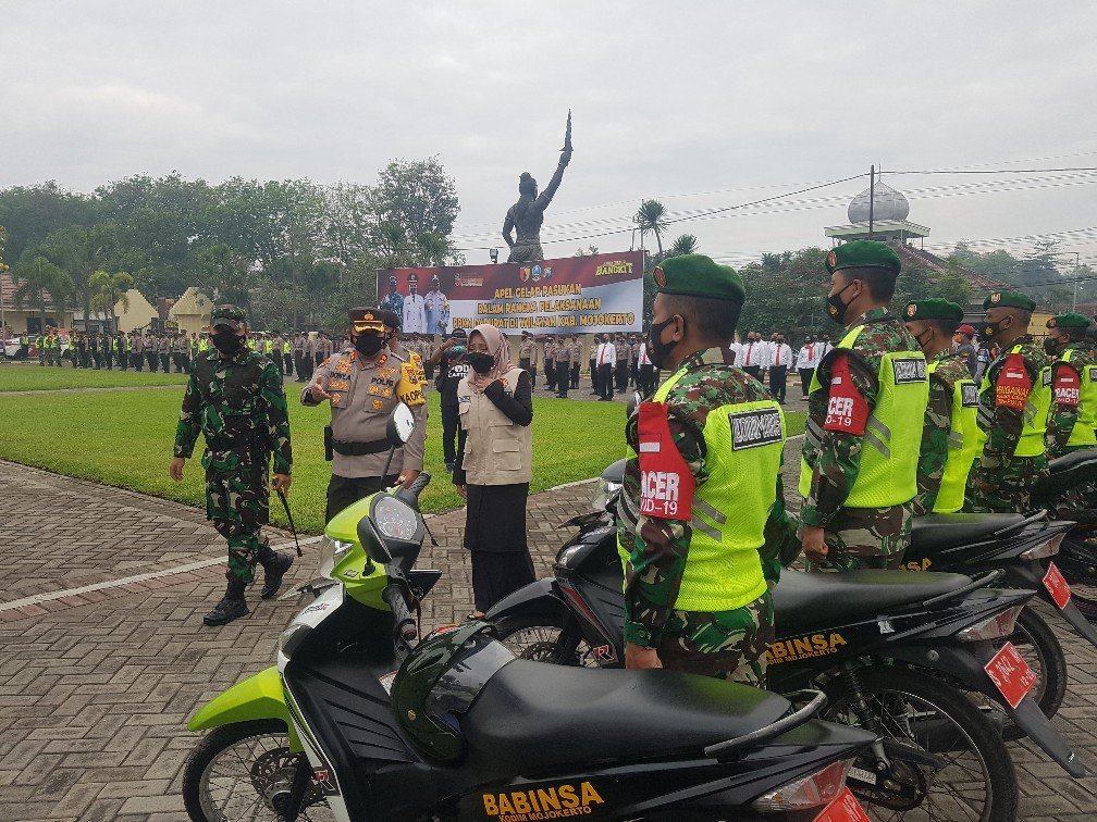 Setelah Apel Gelar Pasukan, Forkopimda Kabupaten Mojokerto Sosialisasikan PPKM Darurat