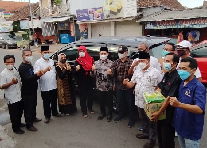 PDIP Dukung ASC Foundation Bagikan Ratusan Paket Sembako