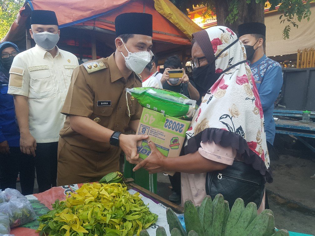 Partai NasDem, Gerindra dan PAN Bantu ASC Foundation Distribusikan Sembako