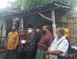 ASC Foundation Berikan Bantuan Bedah Rumah di Desa Karangdiyeng dan Desa Mojojajar