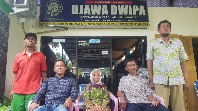 Disinyalir Palsukan Sertifikat Mbok Antinah di Mojokerto, Haji Sri Widodo Dilaporkan Ke Kapolri