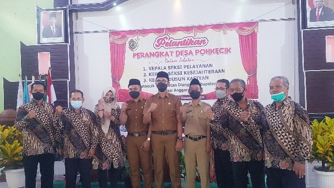Pemdes Pohkecik Gelar Pelantikan Kasi Pelayanan, Kasi Kesejahteraan dan Kepala Dusun Kasiyan