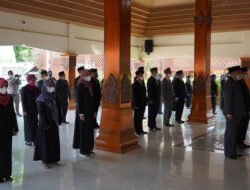 Ning Ita Lantik 28 Pejabat