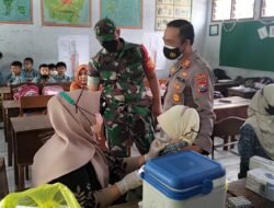 Kapolsek Bangsal AKP Suwiji Monitoring Vaksin Anak Usia 6-12 Tahun