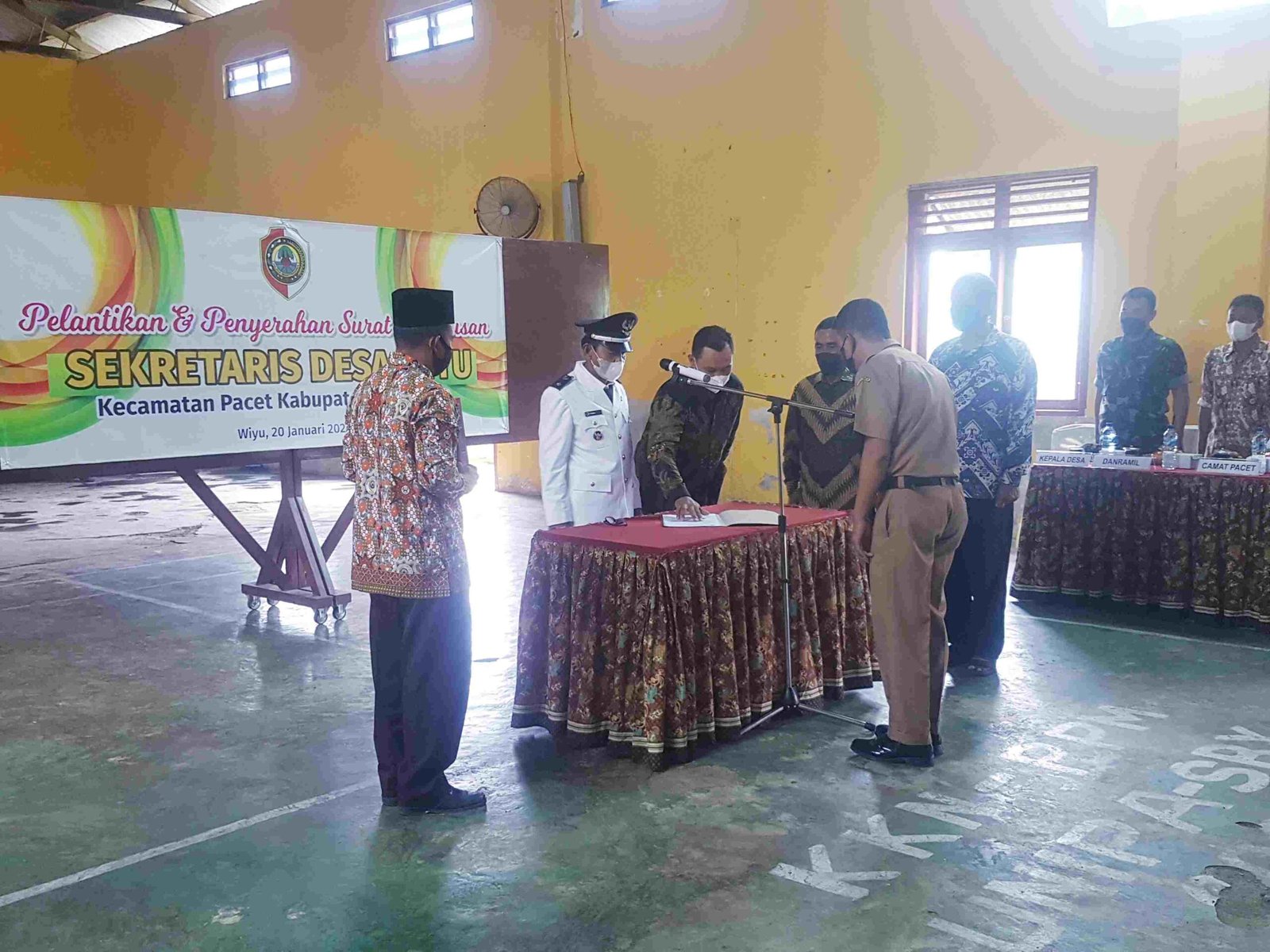 Iswanto Resmi Dilantik Menjadi Sekdes Wiyu