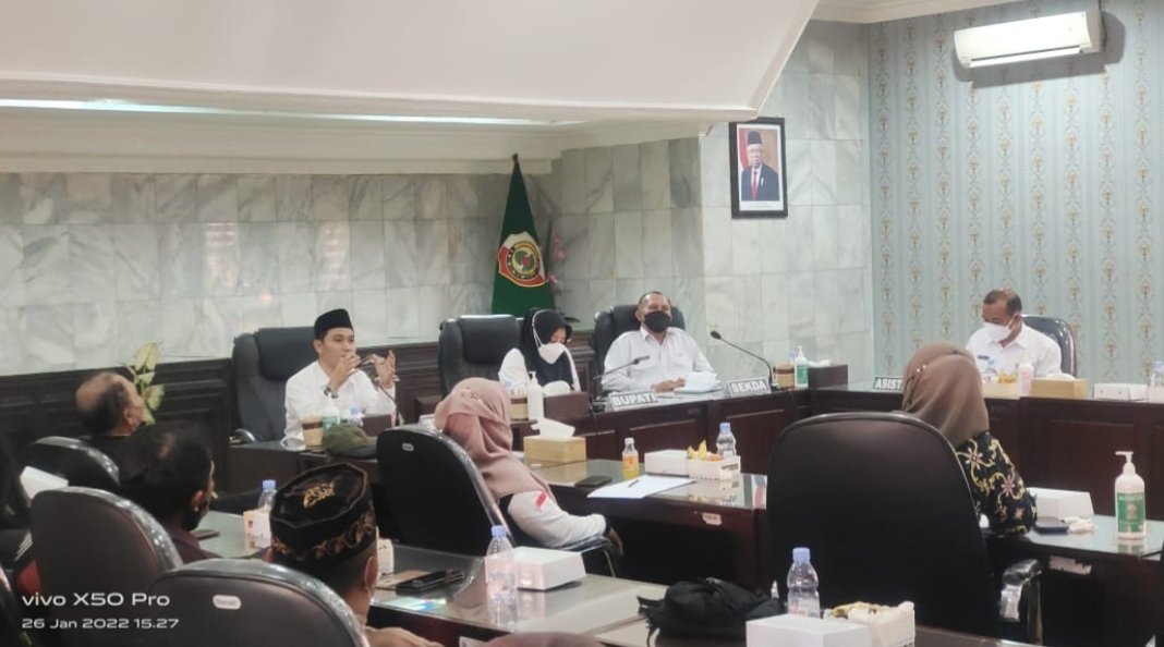 Machradji: Jangankan Bu Ikfina, Gus Barra juga Bakal Kami Demo Jika Imannya Merosot