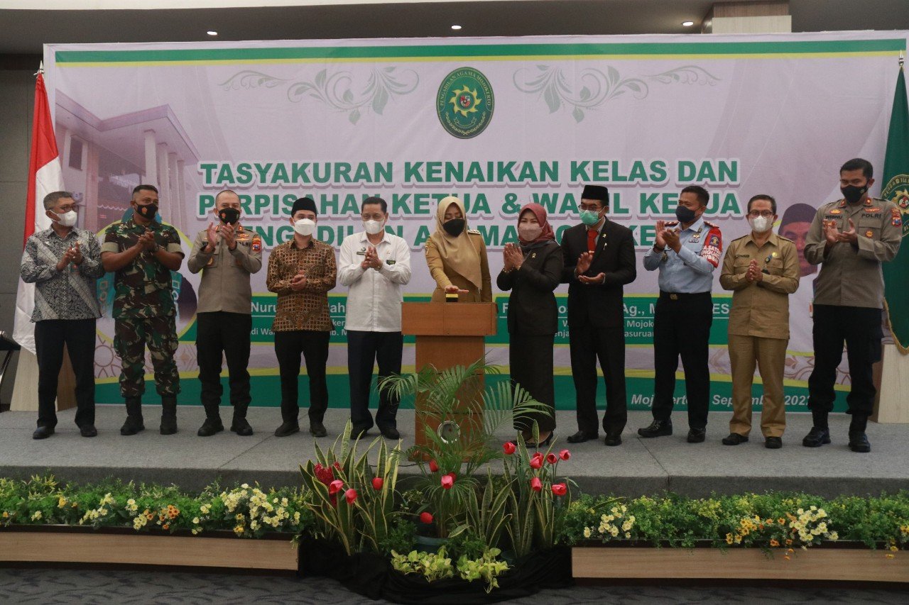 Pisah Kenal Ketua dan Wakil Ketua Pengadilan Agama Mojokerto Berlangsung Meriah