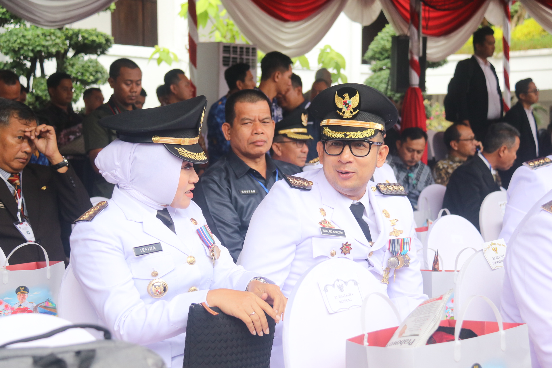 Bupati Mojokerto Ikuti Upacara Peringatan Hari Otoda Tahun 2024 Di Balai Kota Surabaya