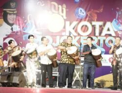 Om New Monata Meriahkan Penutupan Jatim Ampuh Spesial HUT Ke-104 Kota Mojokerto