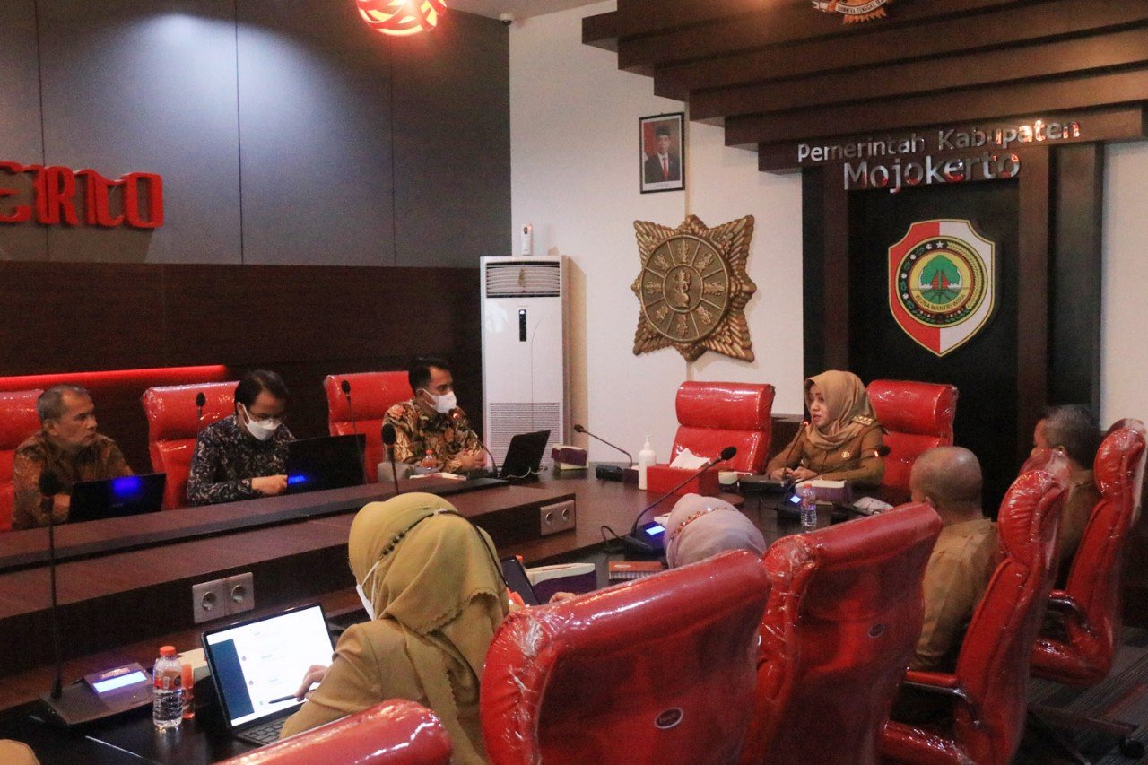 Wujudkan Smart City, Bupati Mojokerto Jelaskan Manfaat untuk Masyarakat