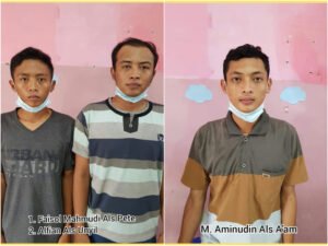 Bawa Ratusan Pil Dobel L, Tiga Pemuda di Jombang Diringkus Petugas