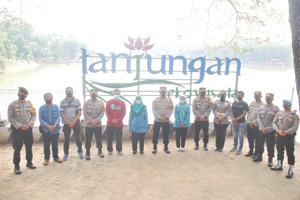 Kapolresta Mojokerto Patroli Pengecekan Prokes di Waduk Tanjungan