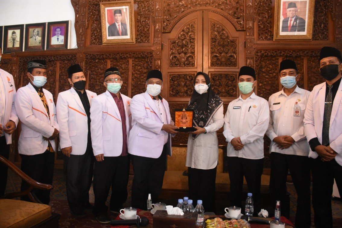 Audiensi dengan DPW dan DPD PKS, Ikfina: Jangan Tinggalkan Kami