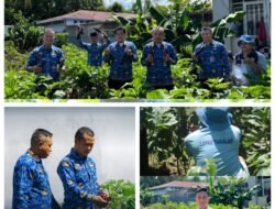 Kalapas Andi Gunawan Pimpin Panen Raya Terung di Lapas Takalar, Bukti Nyata Pembinaan Kemandirian Warga Binaan