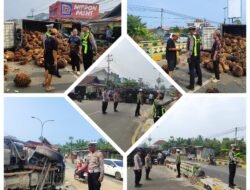 Kasat Lantas Tanggamus Gerak Cepat Tangani Kecelakaan Truk Sawit di Jalur Lintas Barat, Arus Lalu Lintas Tetap Lancar