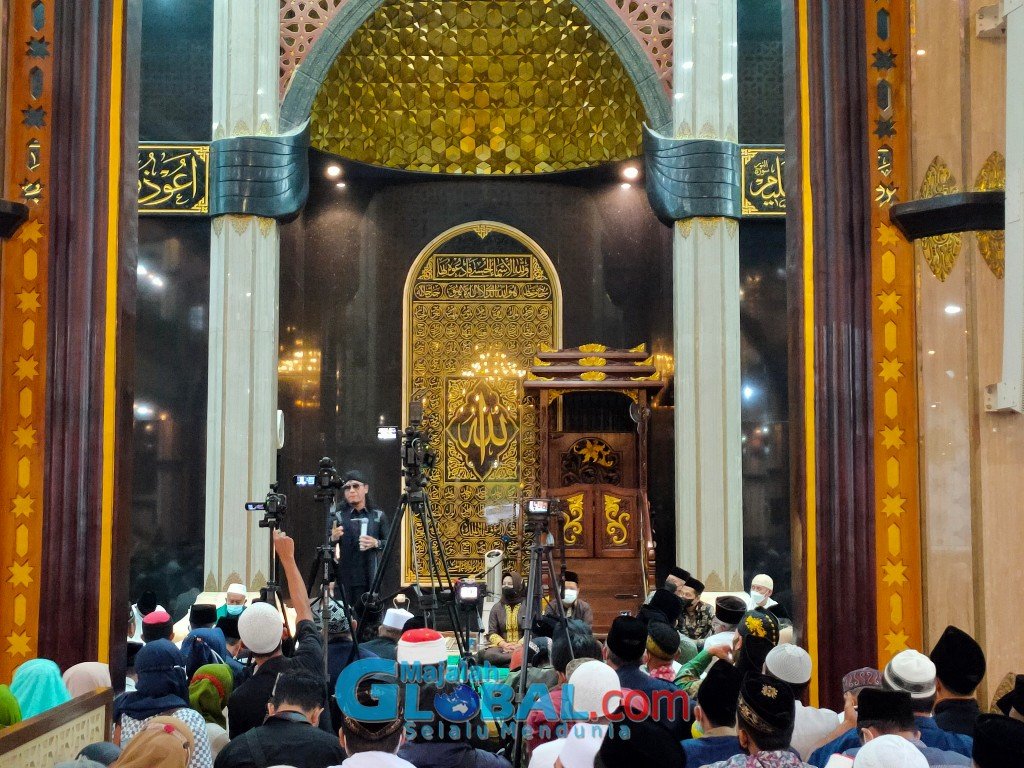 Peringatan Nuzulul Qur'an Bersama Gus Miftah dan Ning Ita Berlangsung Meriah