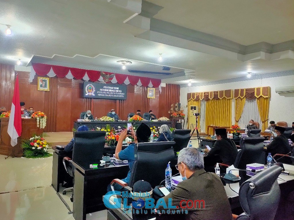 DPRD Kota Mojokerto Sampaikan Rekomendasi LKPJ Wali Kota Mojokerto 2021