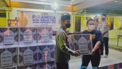 Selain Buka Bersama, Kapolresta Mojokerto Juga Berikan Parcel untuk Wartawan
