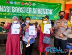 Polres Mojokerto Bersama PCNU Kabupaten Mojokerto Gelar Vaksinasi Booster Serentak