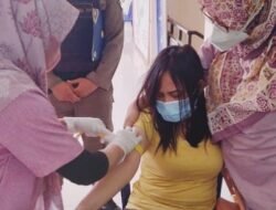 Ada Jasa Plus-Plusnya, Pramusaji Warung Pangku Gresik Jalani Pemeriksaan Kesehatan