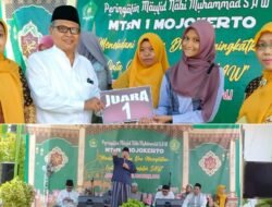 MtSN 1 Mojokerto Semarakkan Maulid Nabi Muhammad SAW 1444 H