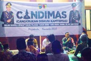 Cangkrukan, Dandim 0815 & Kapolres Ajak Wujudkan Pilkada Aman