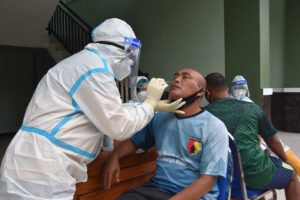 Guna mencegah Penyebaran Covid – 19, Korem 082/CPYJ Gelar Rapid Test Antigen