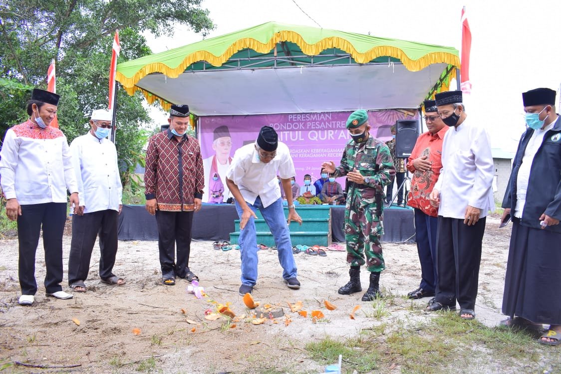 Bupati Sintang Kembali Meresmikan Ponpes Baitul Qur'an Di Desa Marti Guna